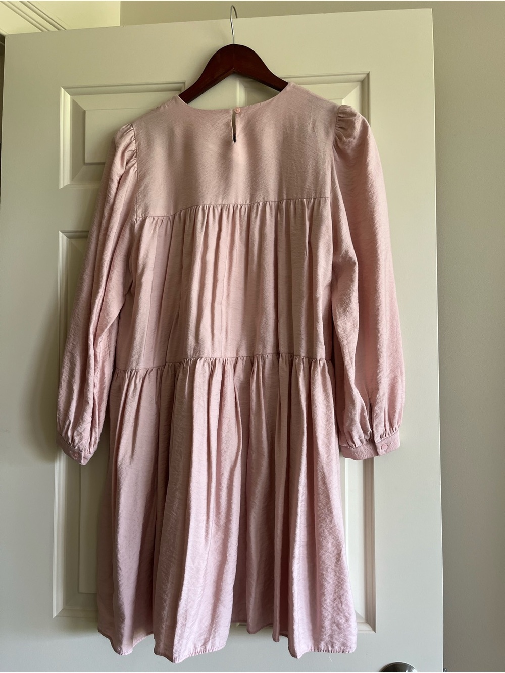 pink tiered dress - Picture 2 of 3